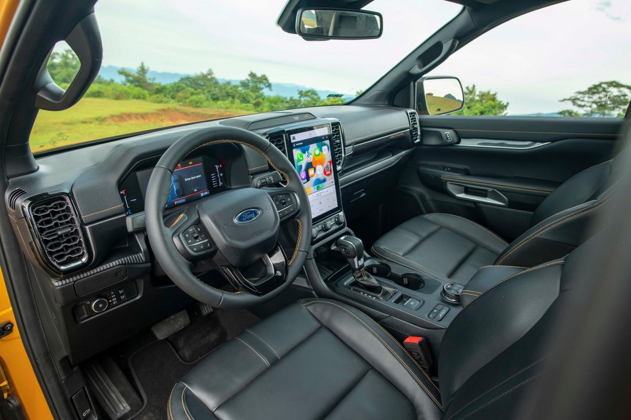 Giá Ford Ranger thế hệ mới ra mắt tại Việt Nam với giá 659 triệu đồng Giá Ford Ranger thế hệ mới ra mắt tại Việt Nam với giá 659 triệu đồng