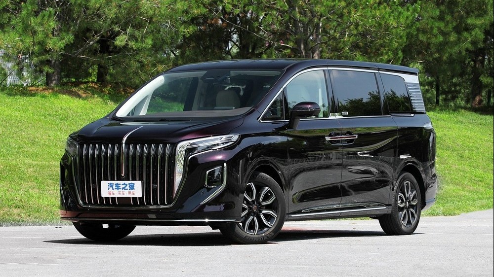 Hongqi HQ9 ra mắt, cạnh tranh với Toyota Alphard