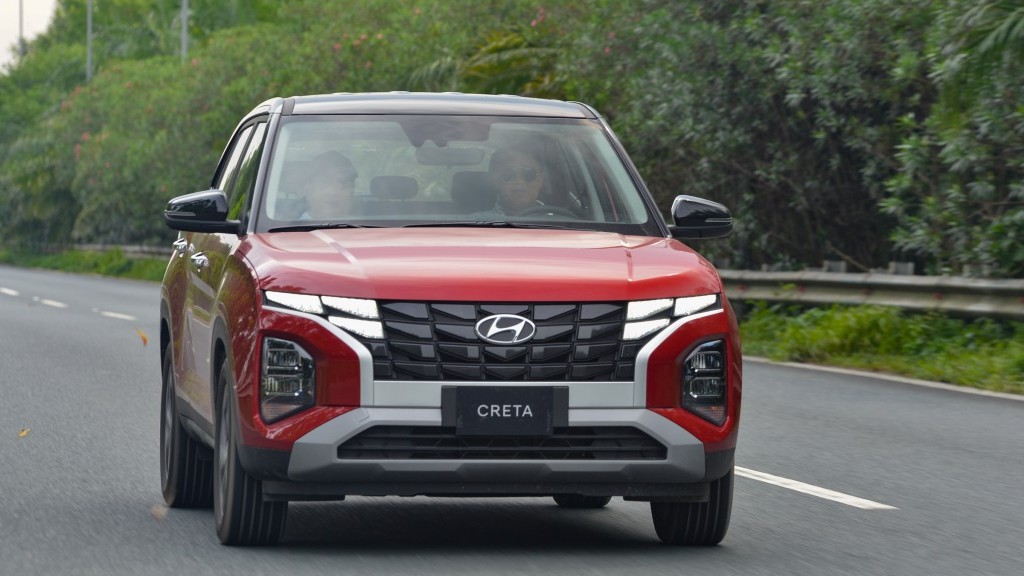 Hyundai Creta giữ vững ngôi đầu phân khúc B-CUV tháng 2/2023