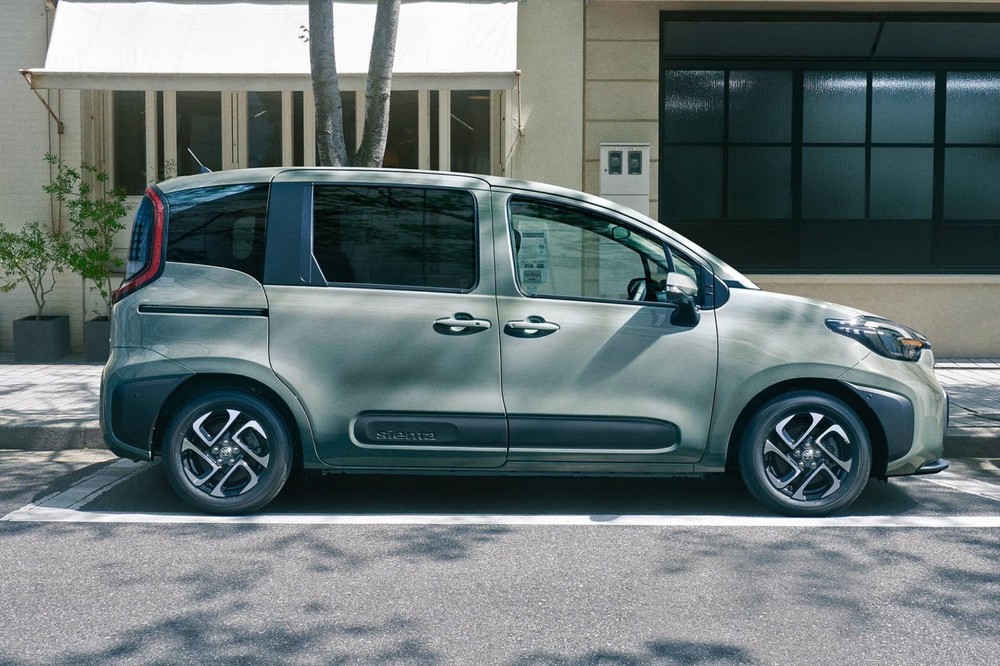 Toyota Sienta 2023 vừa ra mắt đã hút khách Toyota Sienta 2023 vừa ra mắt đã hút khách