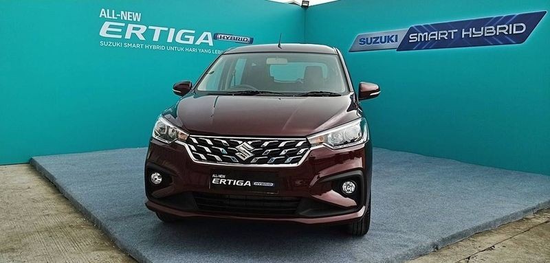 Đại lý báo giá Suzuki Ertiga Hybrid cao nhất 690 triệu đồng Đại lý báo giá Suzuki Ertiga Hybrid cao nhất 690 triệu đồng