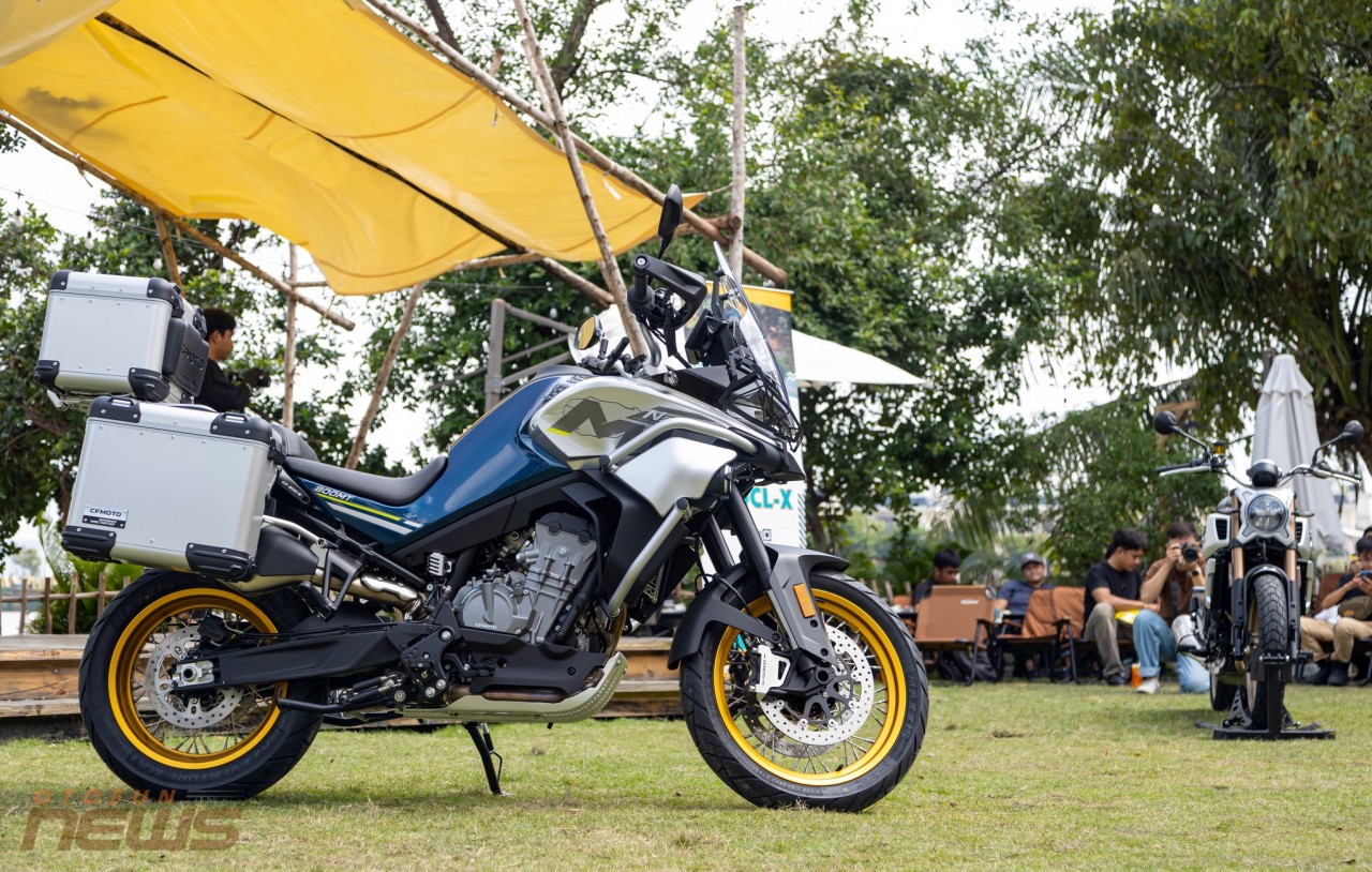 Chi tiết xe 'phượt' CFMoto 800MT Touring, giá 255 triệu đồng