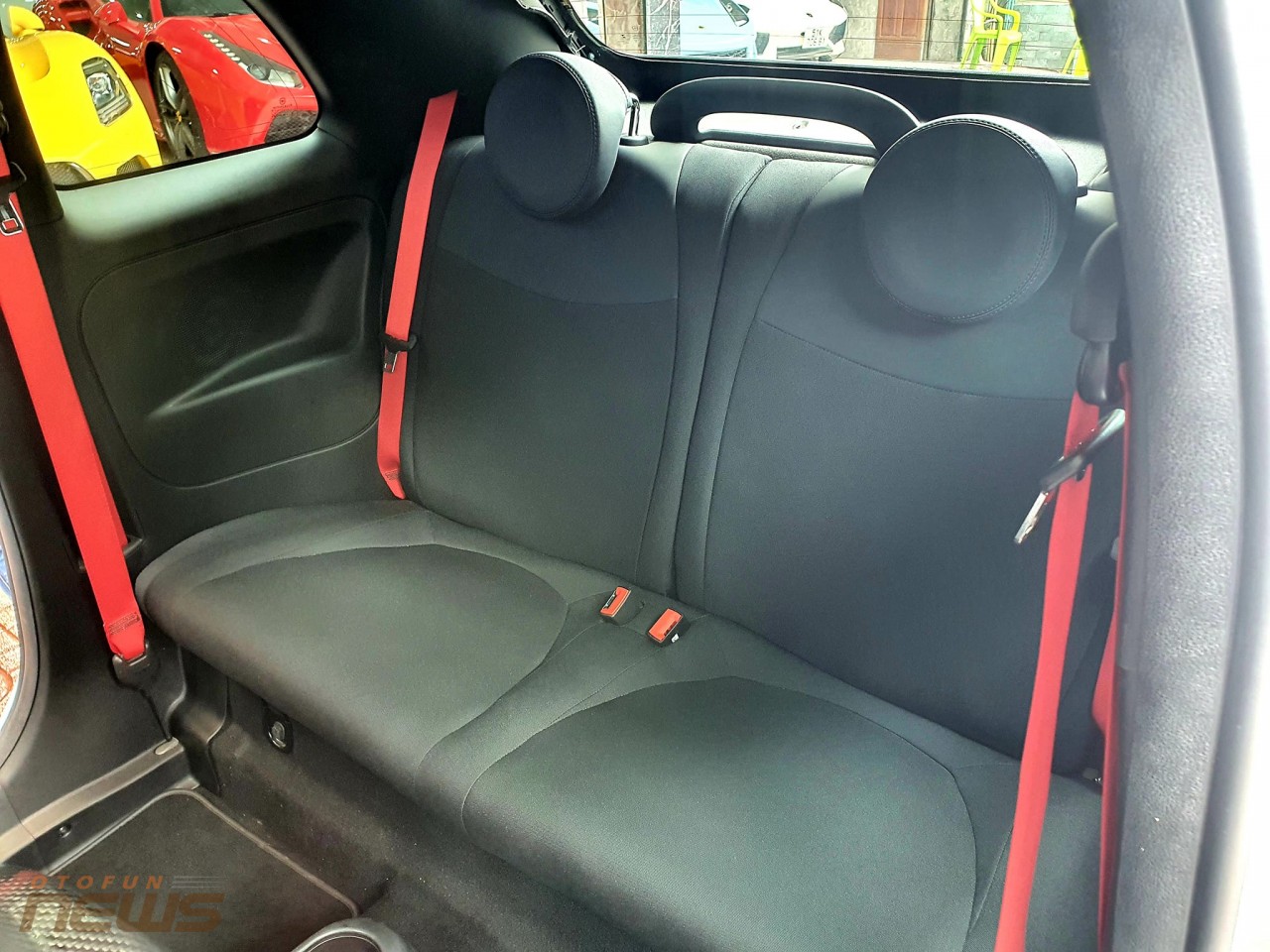Bắt gặp 'hàng hiếm' Fiat Abarth 595 Esseesse trên đường phố Việt Nam