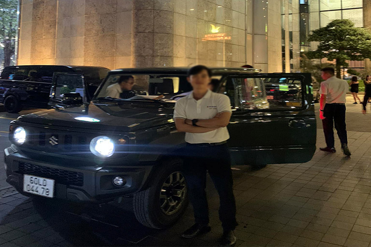 Lộ diện Suzuki Jimny chính hãng tại Việt Nam Suzuki Jimny được đăng ký biển số bởi Việt Nam Suzuki.