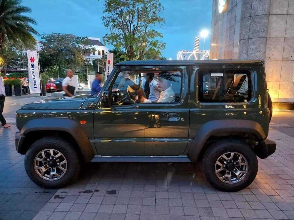 Lộ diện Suzuki Jimny chính hãng tại Việt Nam Lộ diện Suzuki Jimny chính hãng tại Việt Nam