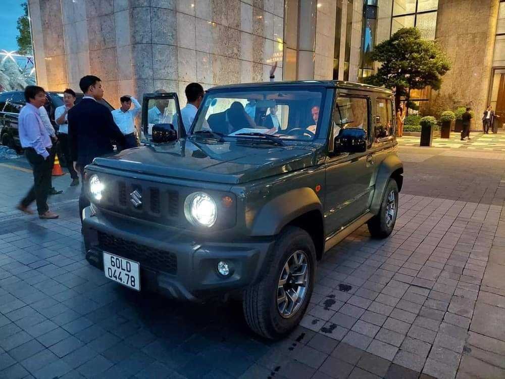 Lộ diện Suzuki Jimny chính hãng tại Việt Nam Lộ diện Suzuki Jimny chính hãng tại Việt Nam