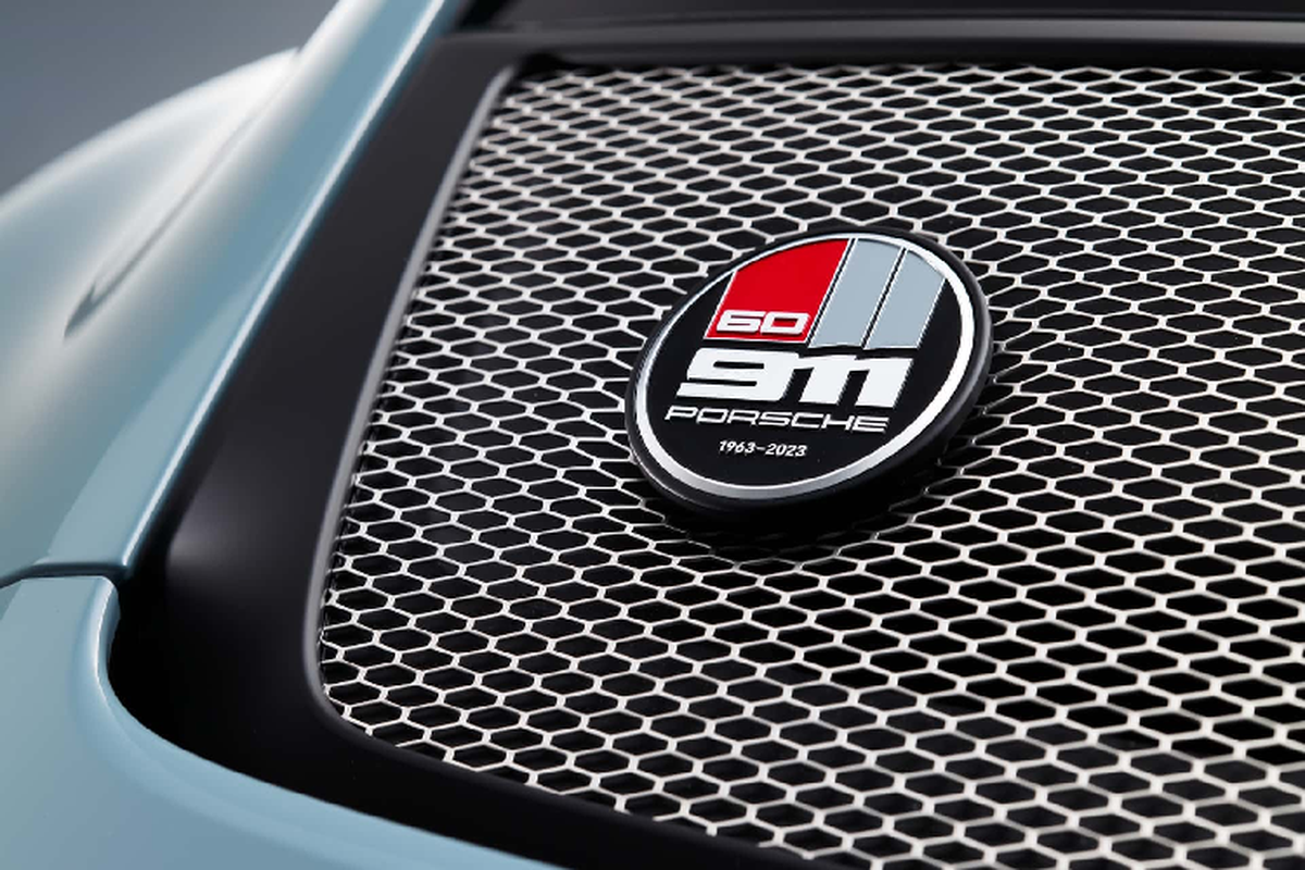 Porsche giới thiệu 911 S/T 2024, sử dụng hộp số sàn 6 cấp Porsche giới thiệu 911 S/T 2024, sử dụng hộp số sàn 6 cấp
