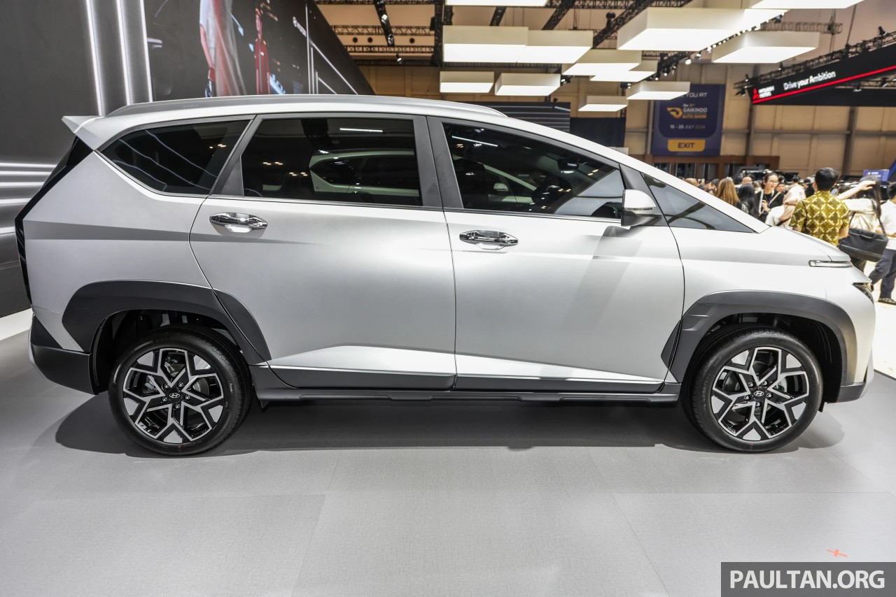 Hyundai Stargazer X ra mắt, đối thủ mới của Mitsubishi Xpander Cross Hyundai Stargazer X ra mắt, đối thủ mới của Mitsubishi Xpander Cross
