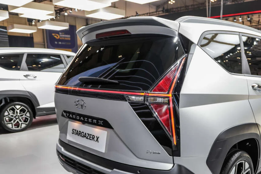 Hyundai Stargazer X ra mắt, đối thủ mới của Mitsubishi Xpander Cross Hyundai Stargazer X ra mắt, đối thủ mới của Mitsubishi Xpander Cross