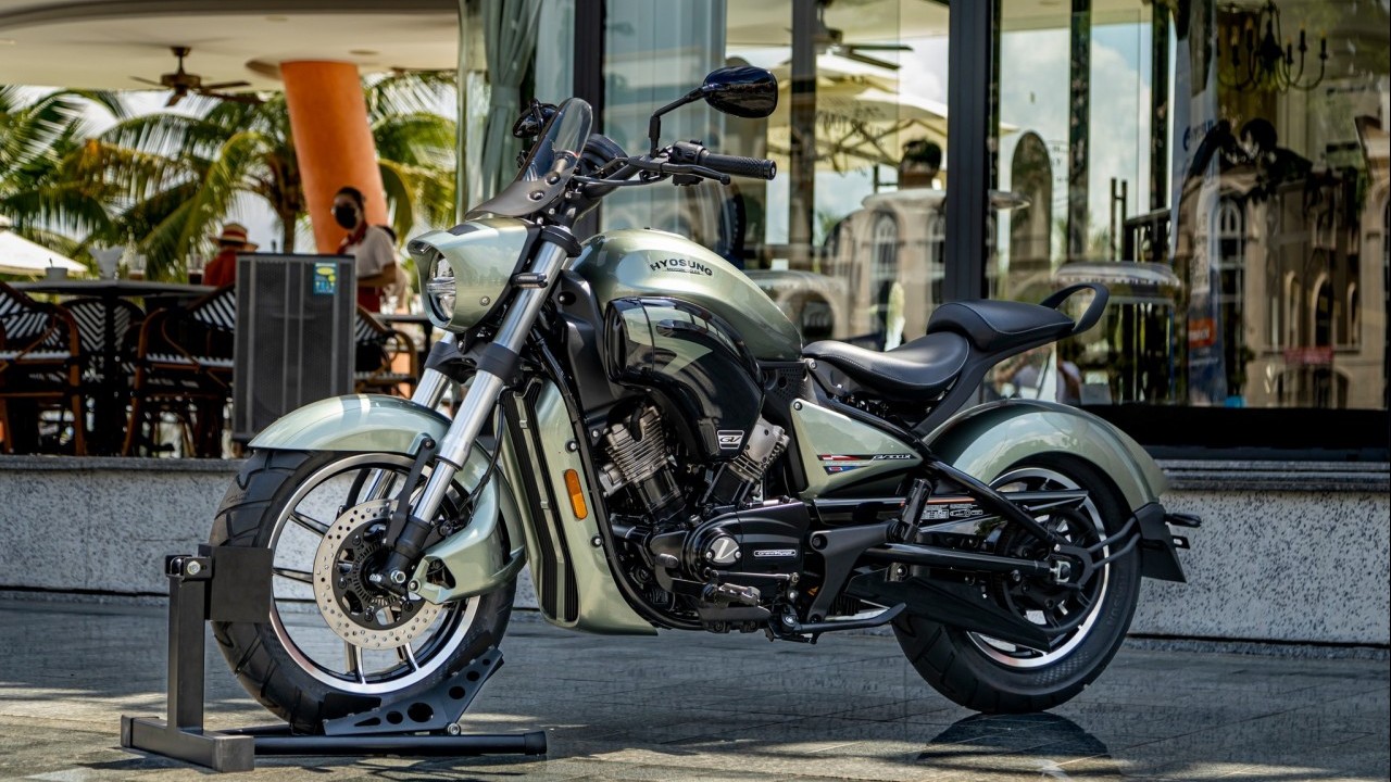 Hyosung GV300 R 2023 có mặt tại Việt Nam với giá 148 triệu đồng