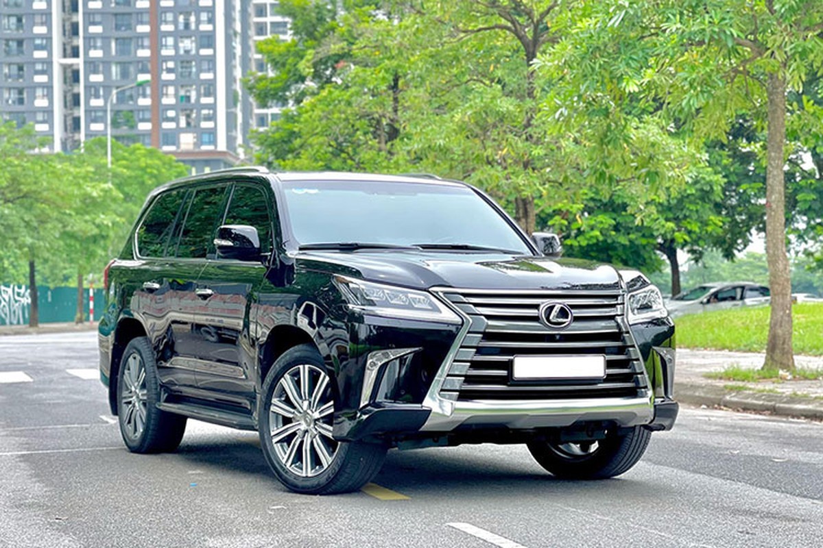 Lexus LX570 dù 6 năm tuổi vẫn có giá hơn 5,2 tỷ đồng tại Hà Nội Lexus LX570 đời 2017 vẫn có giá bán hơn 5,2 tỷ đồng.