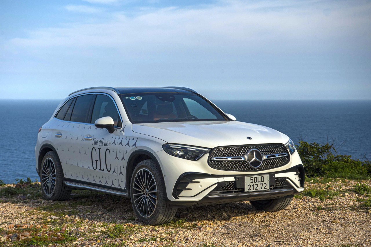 Mercedes-Benz GLC 2023: Có còn là 'gà đẻ trứng vàng' ? Mercedes-Benz GLC 2023: Có còn là 'gà đẻ trứng vàng' ?