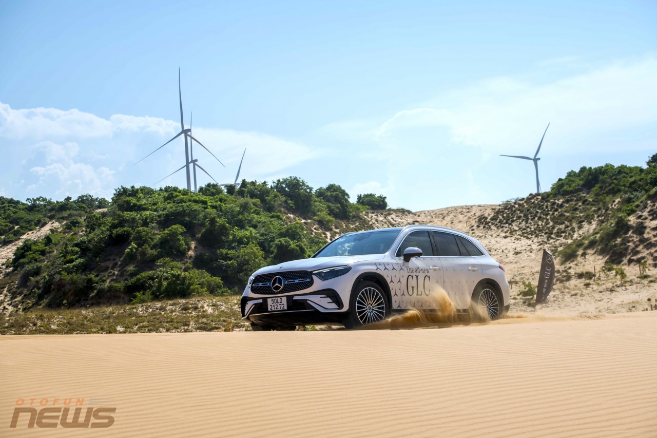 Mercedes-Benz GLC 2023: Có còn là 'gà đẻ trứng vàng' ? Mercedes-Benz GLC 2023: Có còn là 'gà đẻ trứng vàng' ?