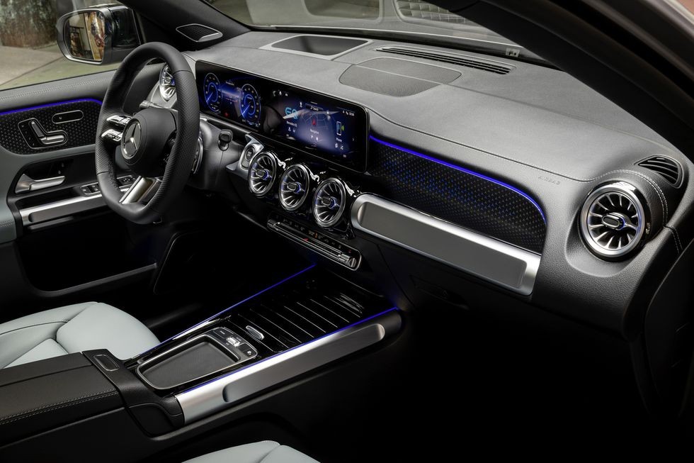 Chi tiết Mercedes-Benz EQB 2024 sắp bán tại Việt Nam Chi tiết Mercedes-Benz EQB 2024 sắp bán tại Việt Nam