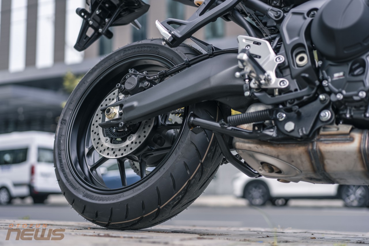 Cận cảnh Yamaha Tracer 9 GT 2023 với giá từ 334 triệu đồng Cận cảnh Yamaha Tracer 9 GT 2023 với giá từ 334 triệu đồng