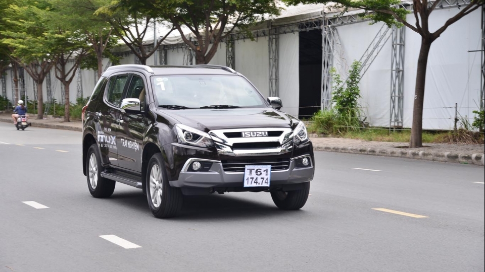 Isuzu Việt Nam tổ chức lái thử 2 dòng xe mới tại Tp Hồ Chí Minh