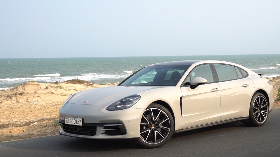 Porsche Panamera 4 Executive: Dài hơn và đẳng cấp hơn