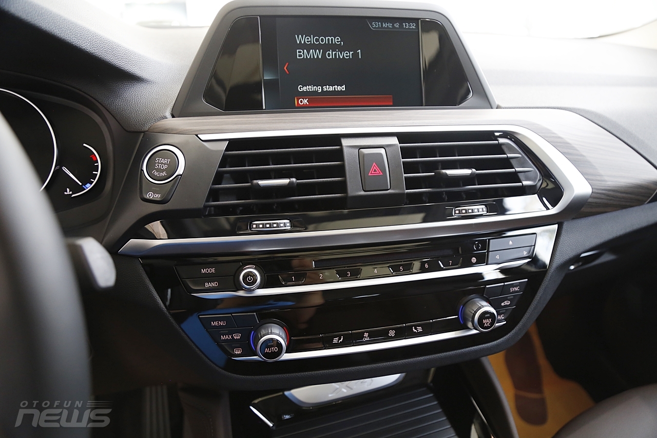can canh bmw x4 coupe 4 cua gam cao gia 3 ty dong