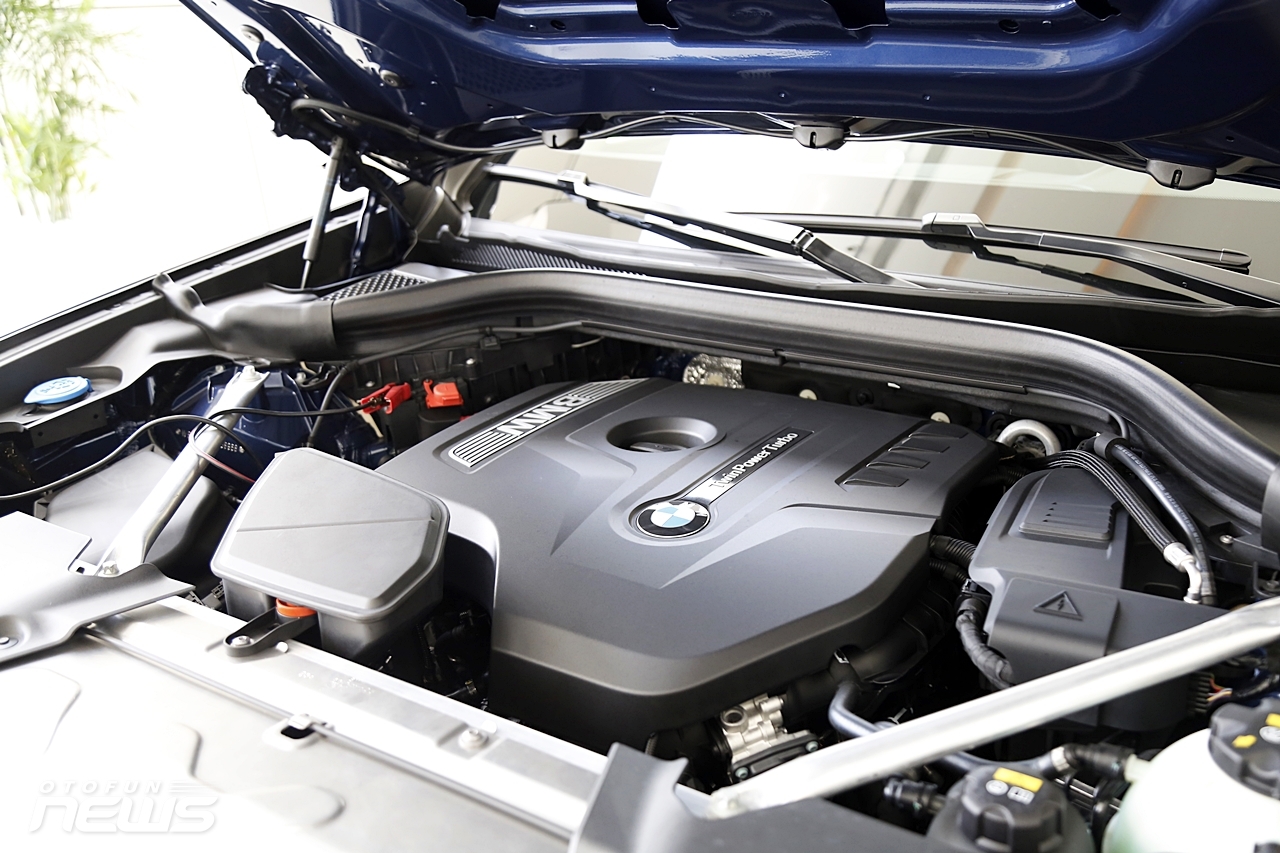 can canh bmw x4 coupe 4 cua gam cao gia 3 ty dong