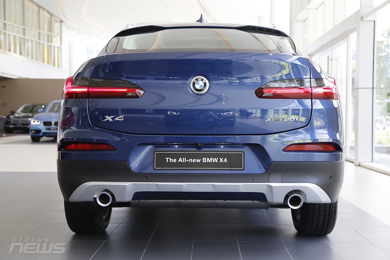 can canh bmw x4 coupe 4 cua gam cao gia 3 ty dong