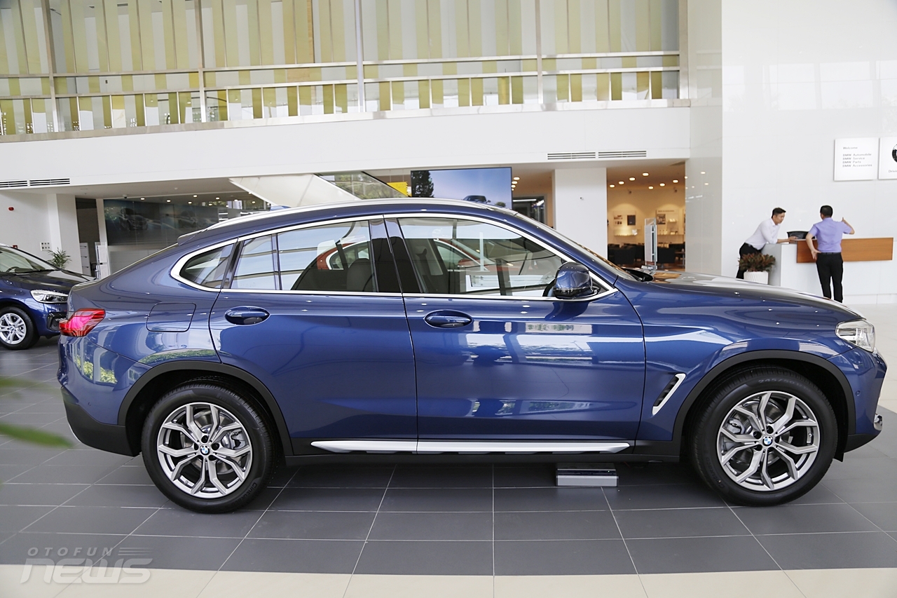 can canh bmw x4 coupe 4 cua gam cao gia 3 ty dong