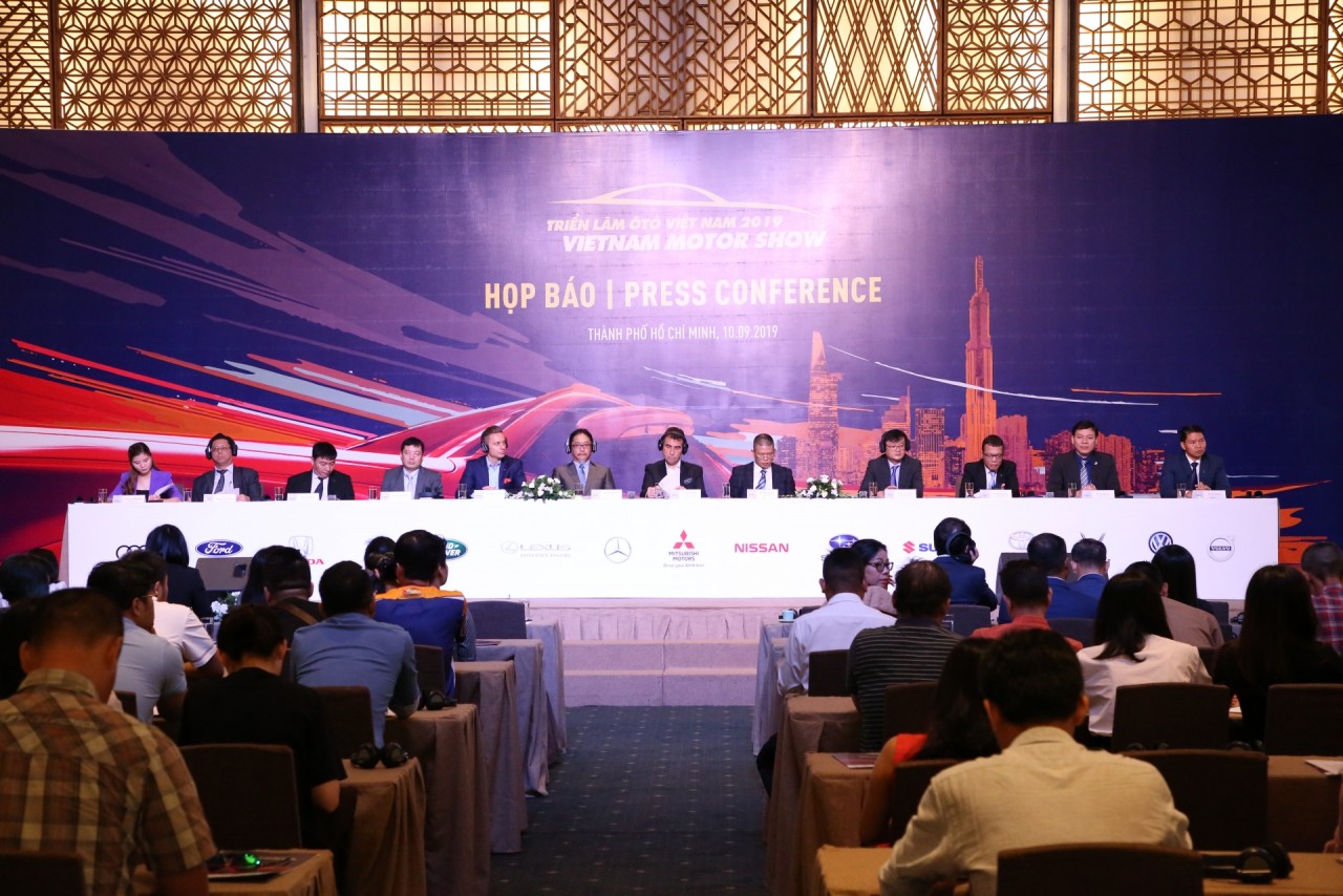 Sẽ có 15 hãng xe tham dự triển lãm Ô tô Việt Nam 2019 se co 15 hang xe tham du trien lam o to viet nam 2019