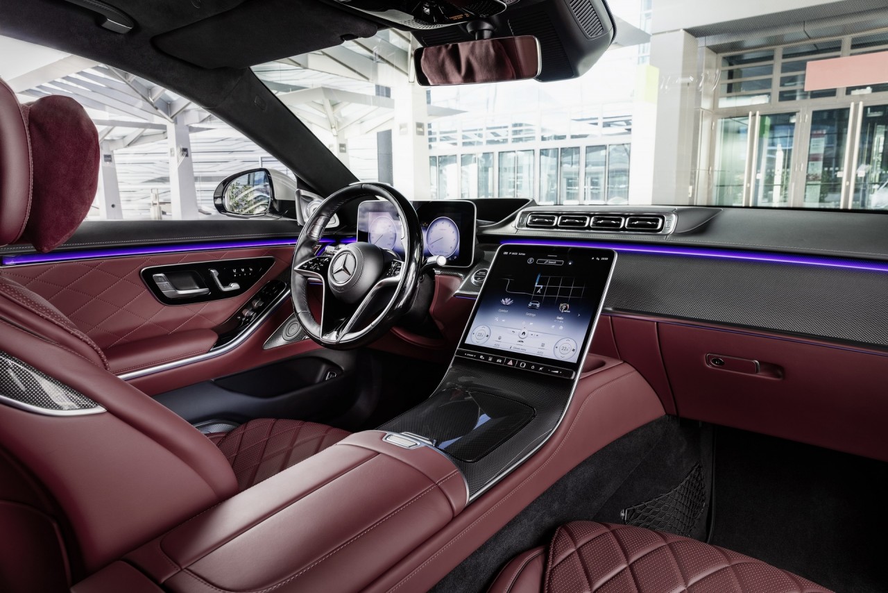 Mercedes-Benz S-Class thế hệ mới chính hãng sẽ có giá 8 tỷ đồng Mercedes-Benz S-Class thế hệ mới chính hãng sẽ có giá 8 tỷ đồng
