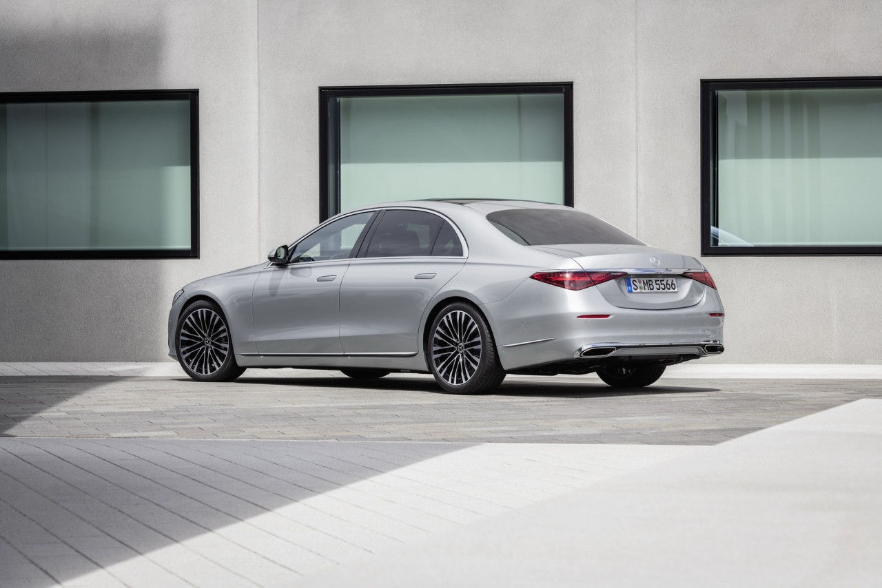 Mercedes-Benz S-class 2022 ra mắt, nhập khẩu từ Đức với giá 5,2 tỷ đồng Mercedes-Benz S-class 2022 ra mắt, nhập khẩu từ Đức với giá 5,2 tỷ đồng