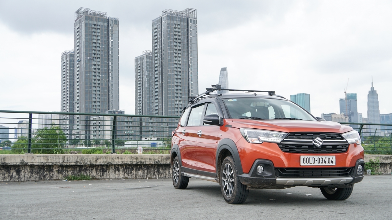danh gia chi tiet suzuki xl7 mau xe gia dinh dang duoc ua chuong
