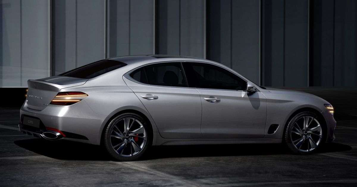Genesis G70 2020 được nâng cấp để quyết đấu với Mercedes-Benz C-Class genesis g70 2020 duoc nang cap de quyet dau voi mercedes benz c class