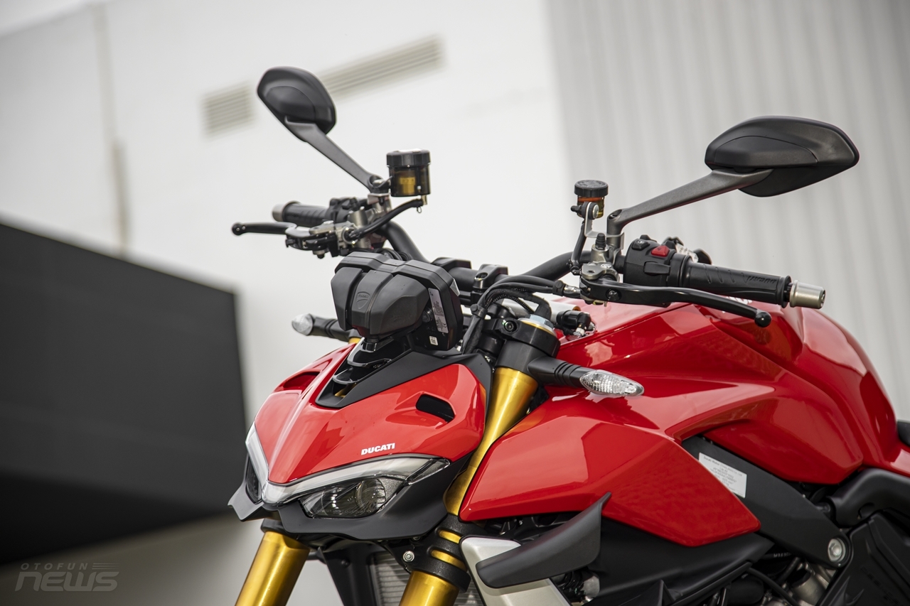 Ducati Streetfighter V4 và V4S có mặt ở Việt Nam với giá 650 triệu đồng ducati streetfighter v4 va v4 s co mat o viet nam voi gia 650 trieu dong