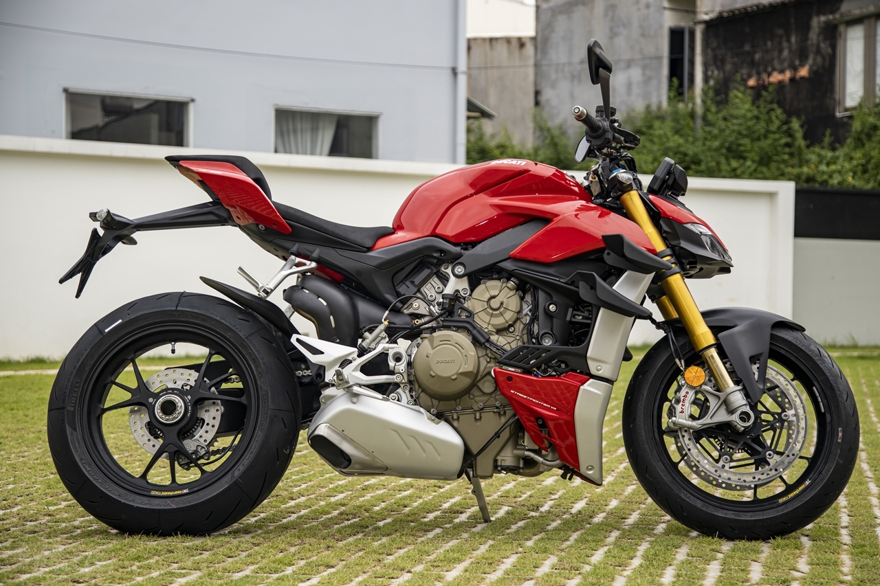 Ducati Streetfighter V4 và V4S có mặt ở Việt Nam với giá 650 triệu đồng ducati streetfighter v4 va v4 s co mat o viet nam voi gia 650 trieu dong