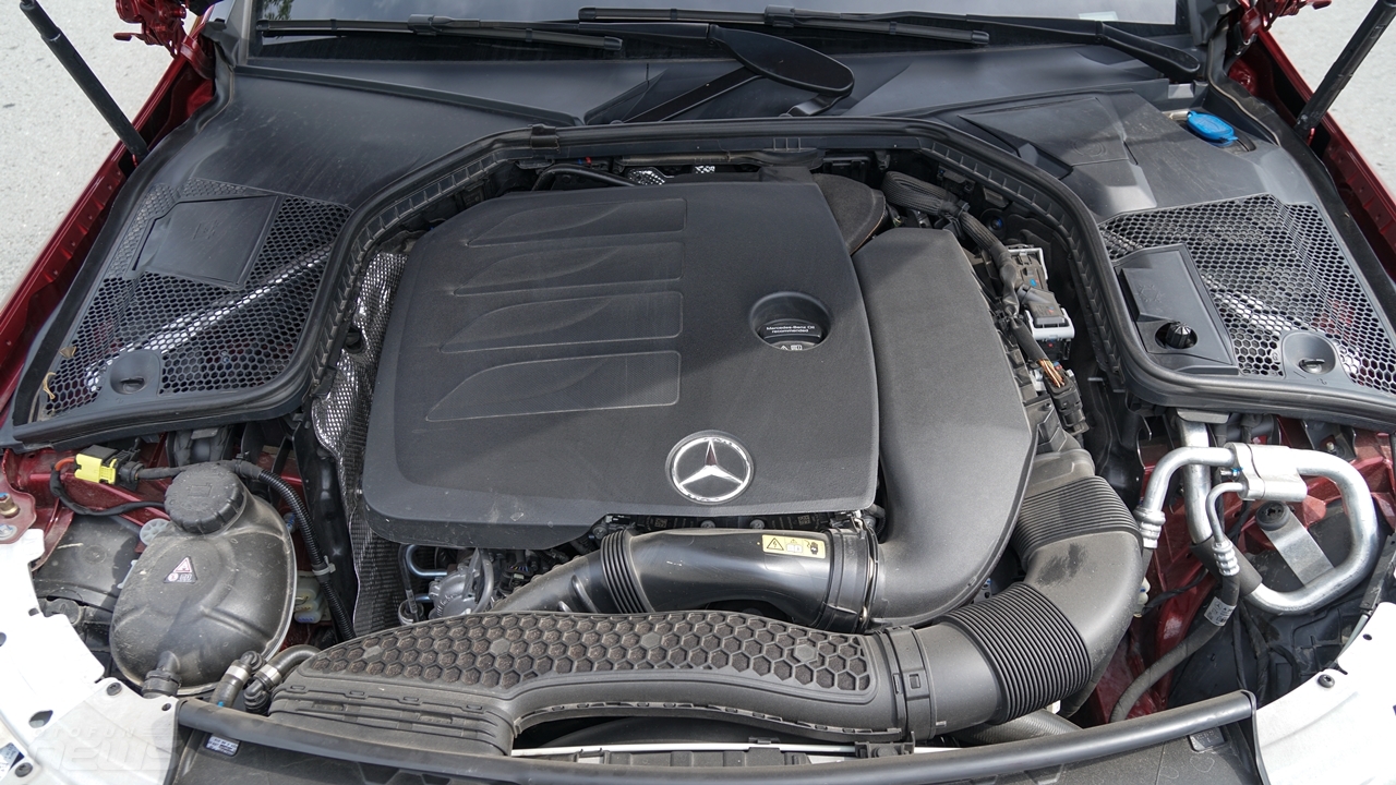 Đánh giá Mercedes-Benz C180: Lựa chọn cho người lần đầu sử dụng xe hạng sang danh gia mercedes benz c180 lua chon cho nguoi lan dau su dung xe hang sang