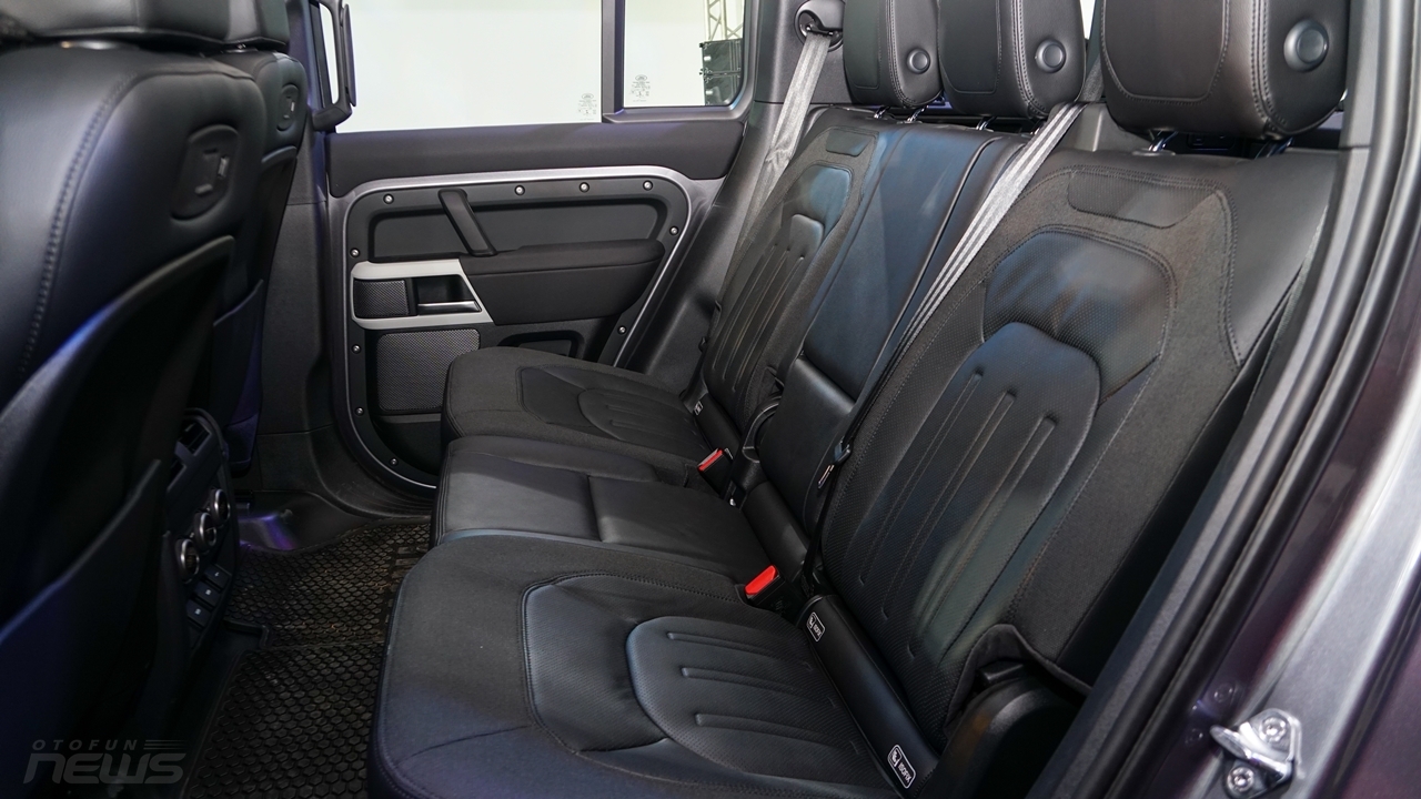 'Huyền Thoại' Land Rover Defender có mặt ở Việt Nam với giá từ 3,8 tỷ đồng huyen thoai land rover defender co mat o viet nam voi gia tu 38 ty dong