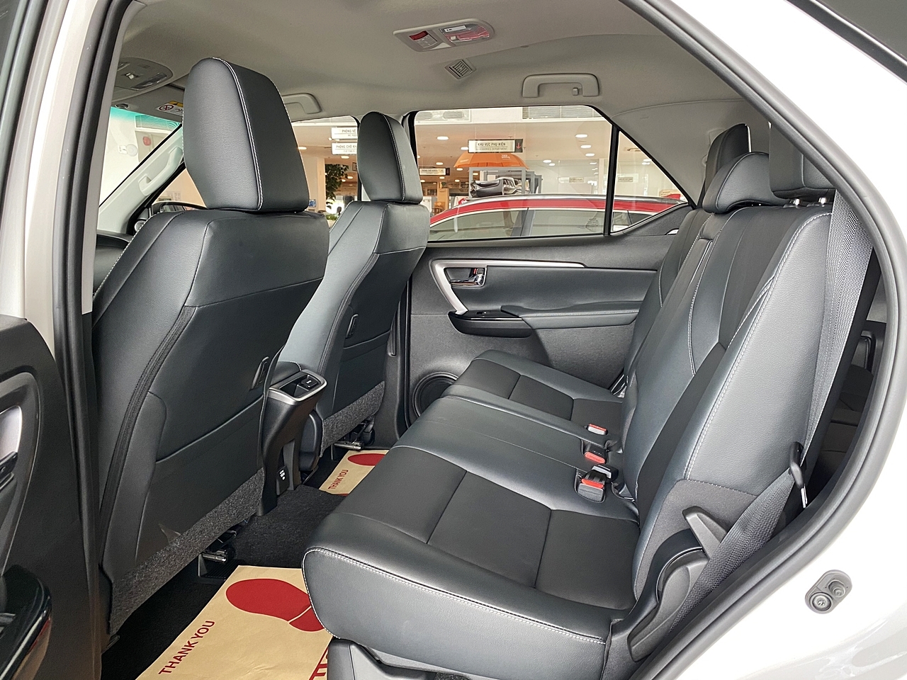 Chi tiết Toyota Fortuner 2021 2.4 AT tiêu chuẩn giá 1,08 tỷ chi tiet toyota fortuner 2021 24 at tieu chuan gia 108 ty