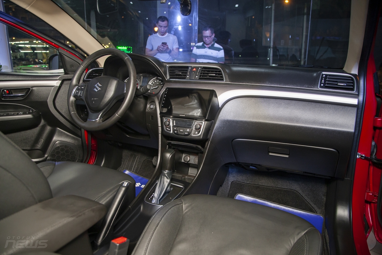 Suzuki Ciaz 2020 ra mắt với giá 529 triệu đồng suzuki ciaz 2020 ra mat voi gia 529 trieu dong