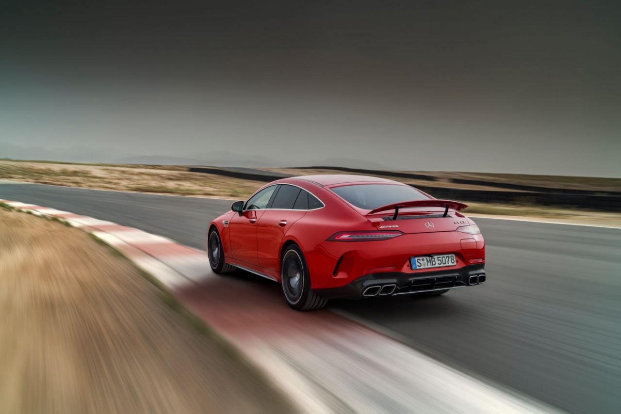 Xe hiệu năng cao Mercedes-AMG GT 63 E Performance chính thức ra mắt