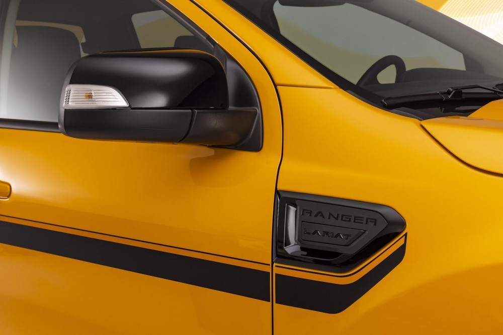 Ford Ranger có thêm gói phụ kiện 'hoài niệm'