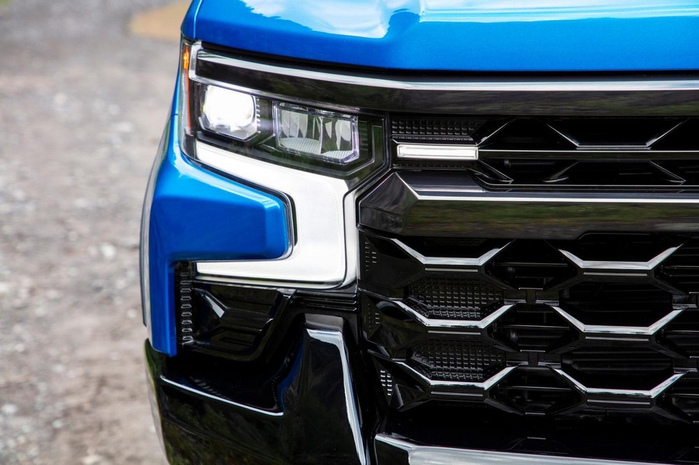 Chevrolet Silverado ZR2 2022 ra mắt, đối thủ của Ford F-150 Raptor Chevrolet Silverado ZR2 2022 ra mắt, đối thủ của Ford F-150 Raptor