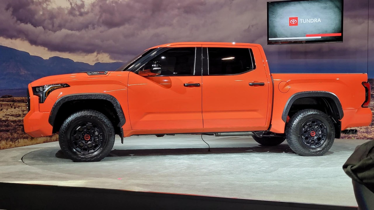Toyota Tundra 2022 ra mắt, cạnh tranh với Ford F-150 Toyota Tundra 2022 ra mắt, cạnh tranh với Ford F-150