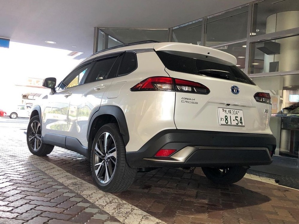 Cận cảnh Toyota Corolla Cross 2021 vừa ra mắt tại Nhật Bản