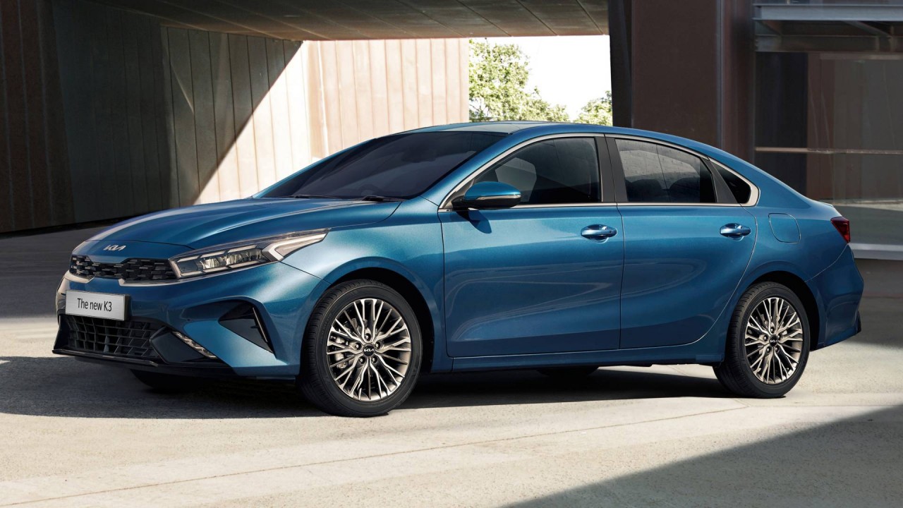 Kia K3 chính thức chào sân Việt Nam với giá 559 triệu đồng Kia K3 chính thức chào sân Việt Nam với giá 559 triệu đồng
