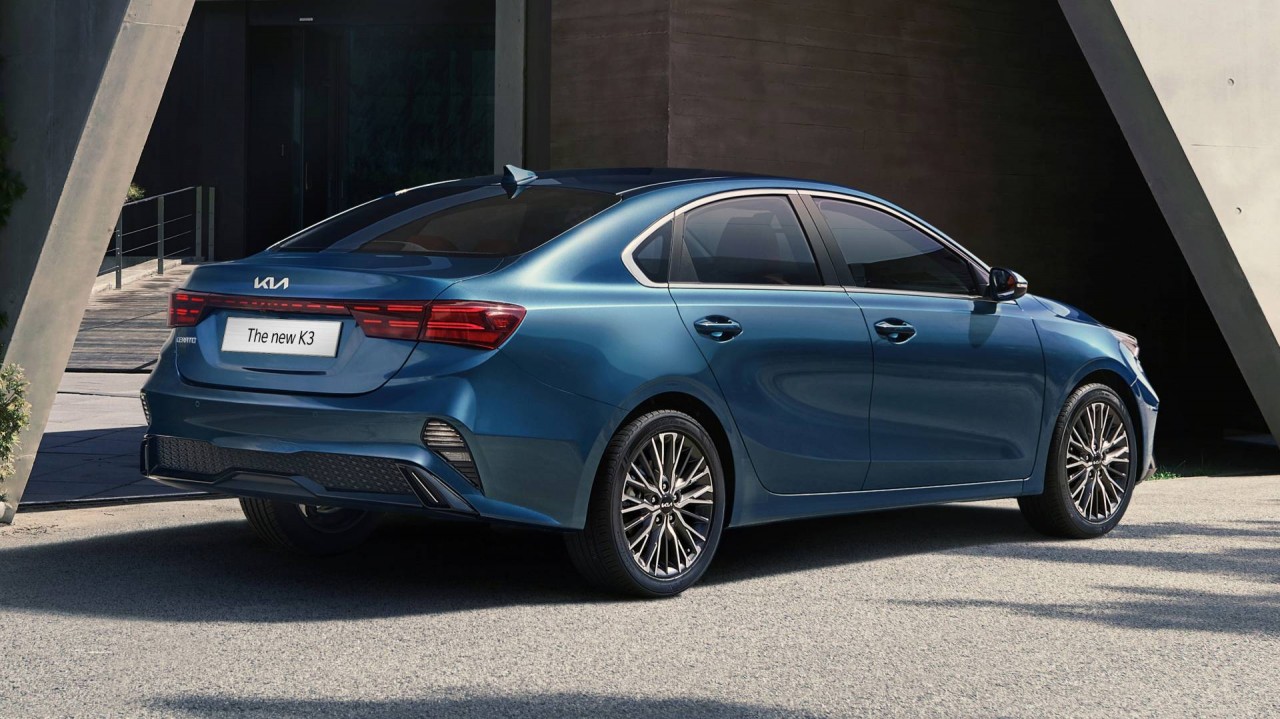 Kia K3 chính thức chào sân Việt Nam với giá 559 triệu đồng