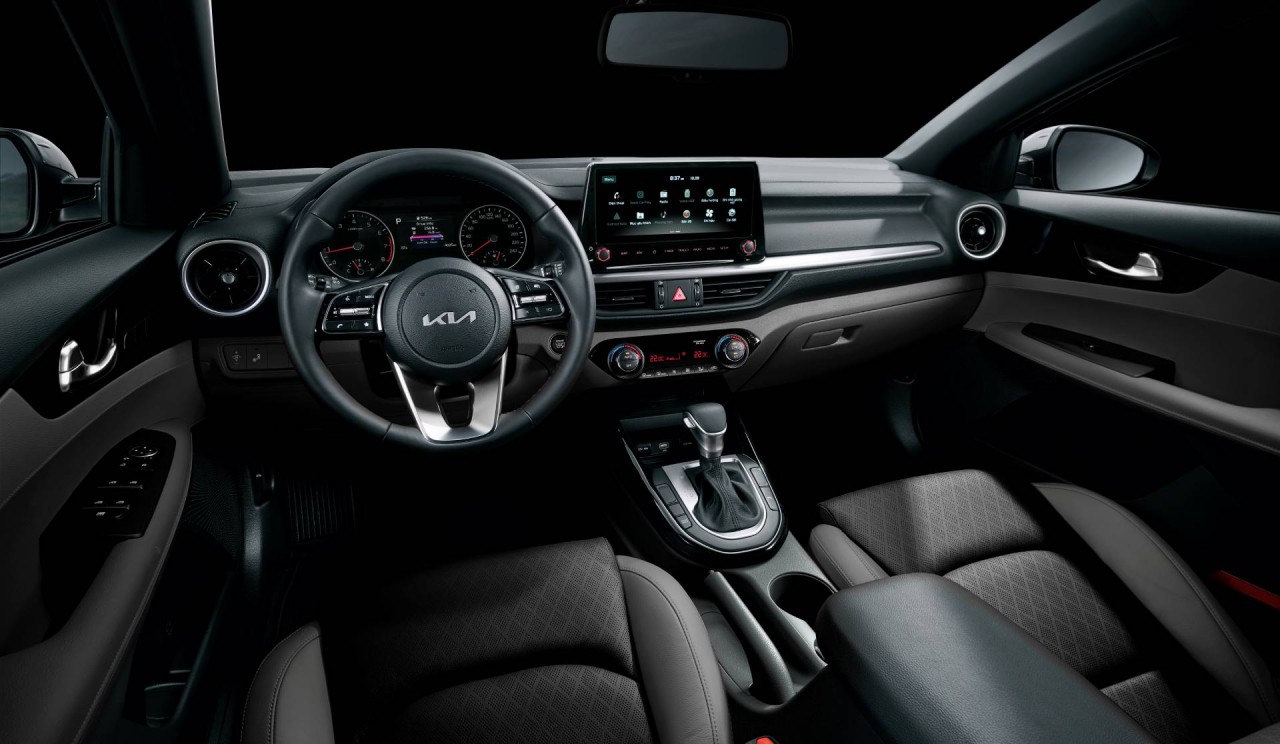 Kia K3 chính thức chào sân Việt Nam với giá 559 triệu đồng