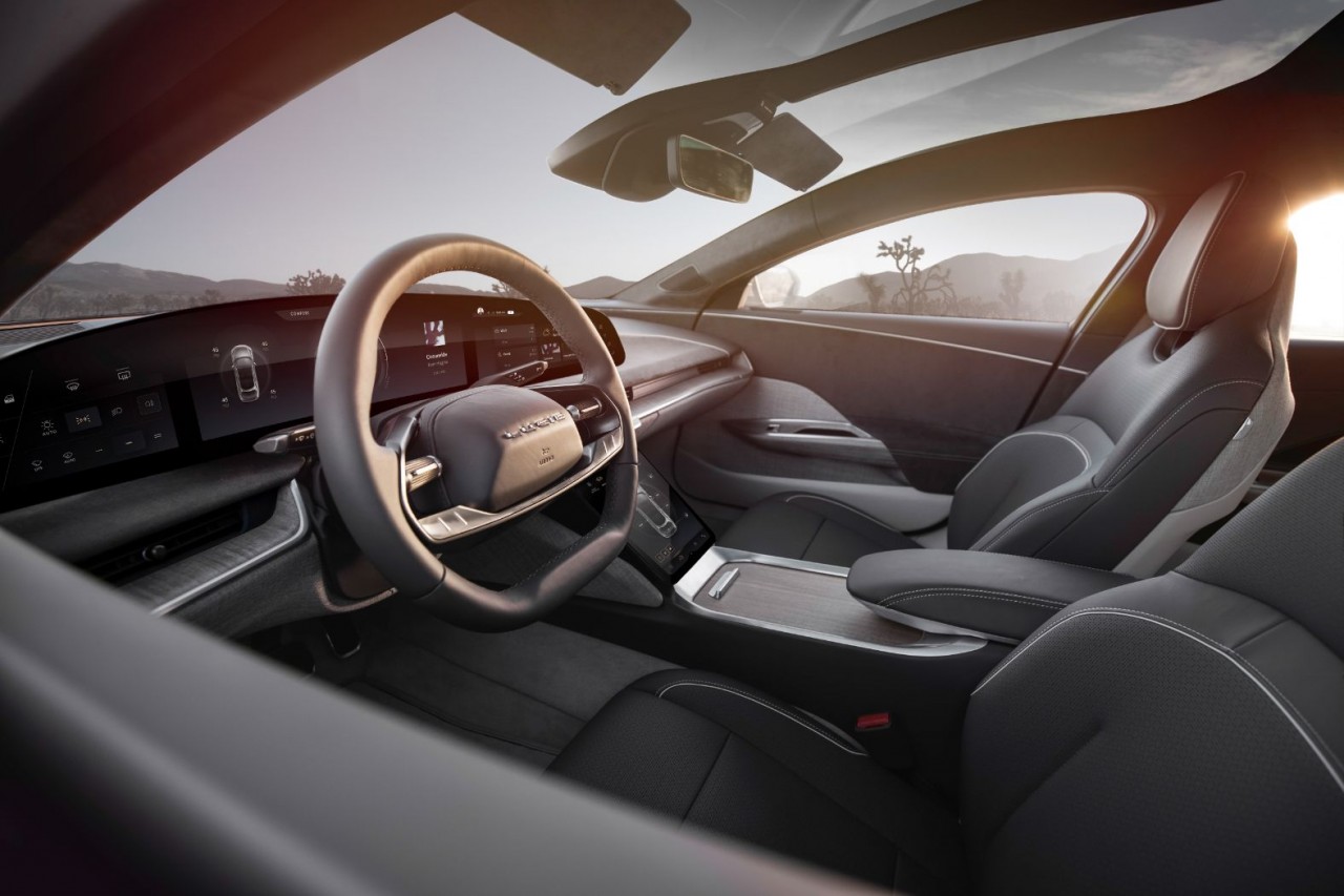 Xe điện Lucid Air mạnh 1.000 mã lực chính thức xuất xưởng