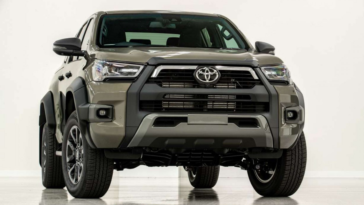 Toyota Hilux 2023 chính thức ra mắt Toyota Hilux 2023 chính thức ra mắt