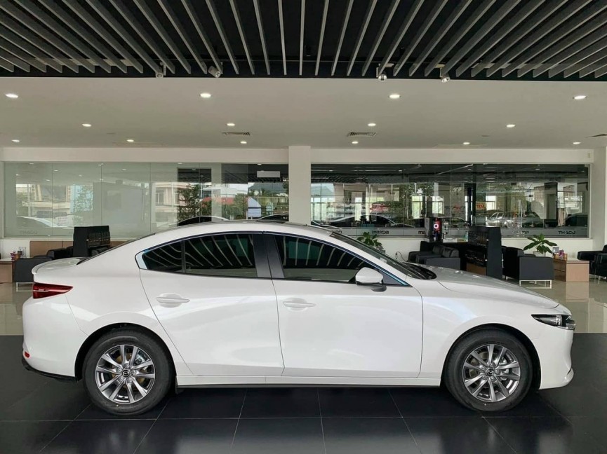 Mazda3 động cơ 2.0L bị loại khỏi thị trường Việt Nam Mazda3 động cơ 2.0L bị loại khỏi thị trường Việt Nam
