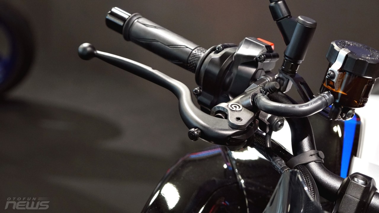 Yamaha MT-10 và MT-10SP ra mắt tại Việt Nam, giá từ 499 triệu đồng Yamaha MT-10 và MT-10SP ra mắt tại Việt Nam, giá từ 499 triệu đồng