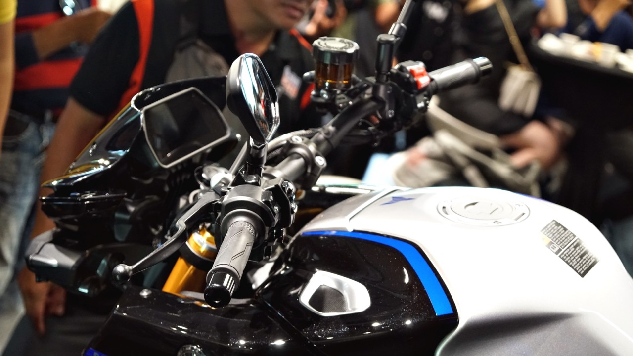 Yamaha MT-10 và MT-10SP ra mắt tại Việt Nam, giá từ 499 triệu đồng Yamaha MT-10 và MT-10SP ra mắt tại Việt Nam, giá từ 499 triệu đồng