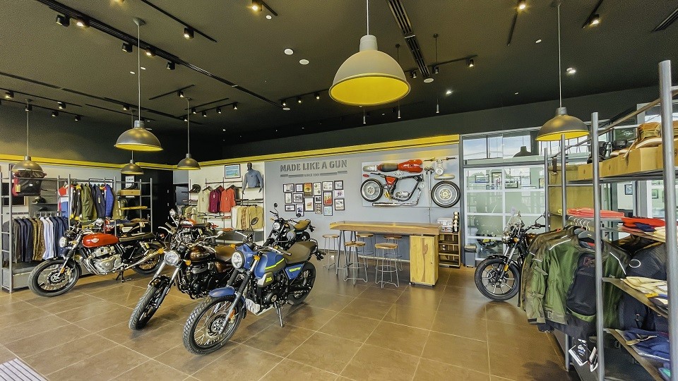 Royal Enfield khai trương showroom mới tại Sài Gòn Royal Enfield khai trương showroom mới tại Sài Gòn